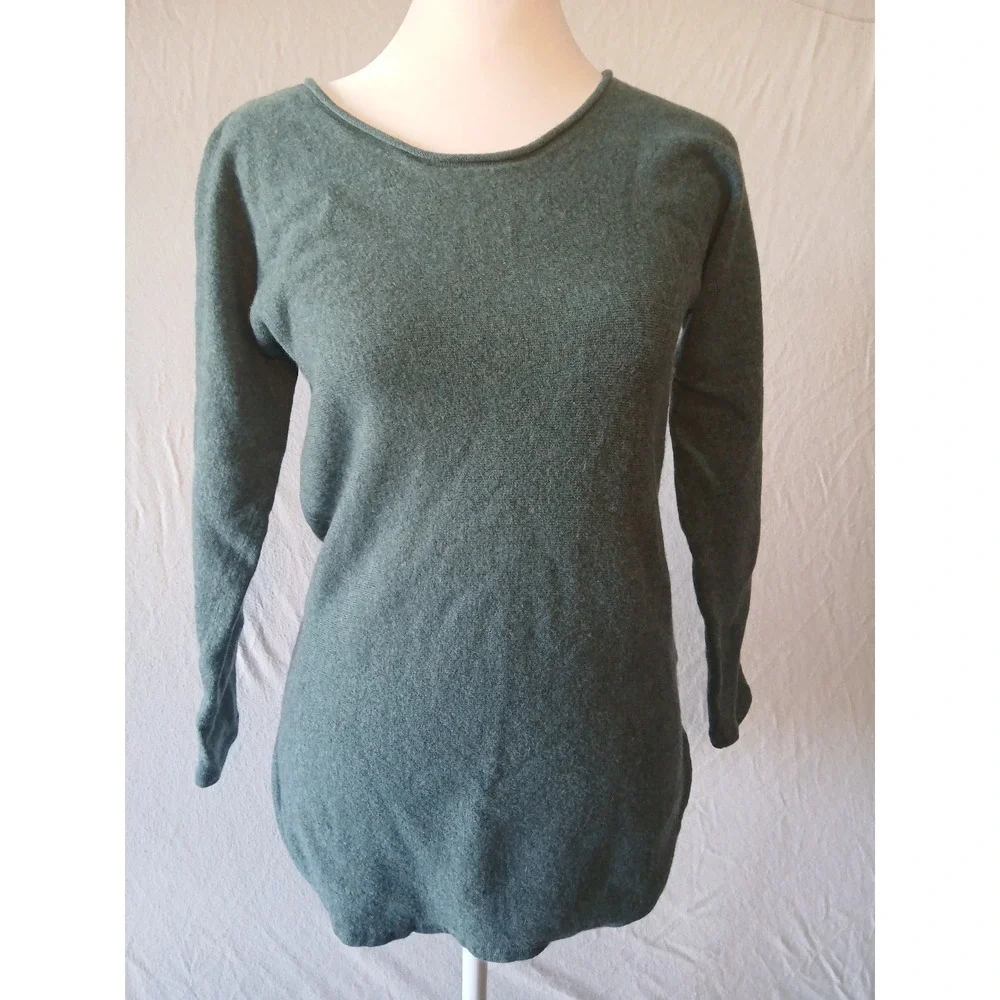 Cynthia Rowley Extrafine Merino Wool Women's Sweater Size Medium